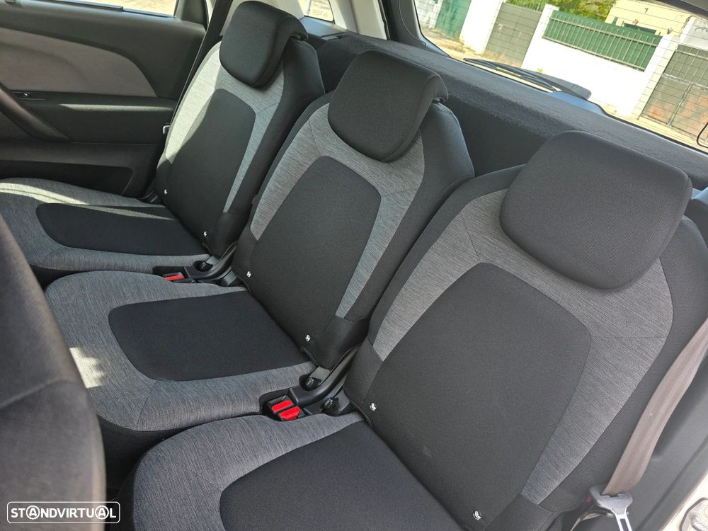Citroën C4 Picasso 1.2 PureTech Live - 13