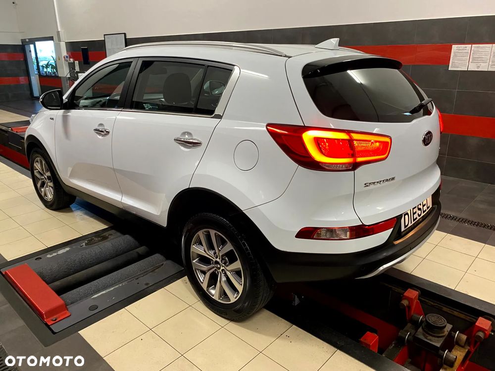 Kia Sportage 2.0 CRDI L AWD - 14