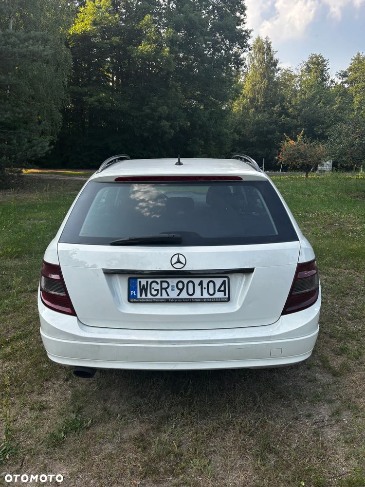 Mercedes-Benz Klasa C 180 Kompressor BlueEFFICIENCY Special Edition - 5