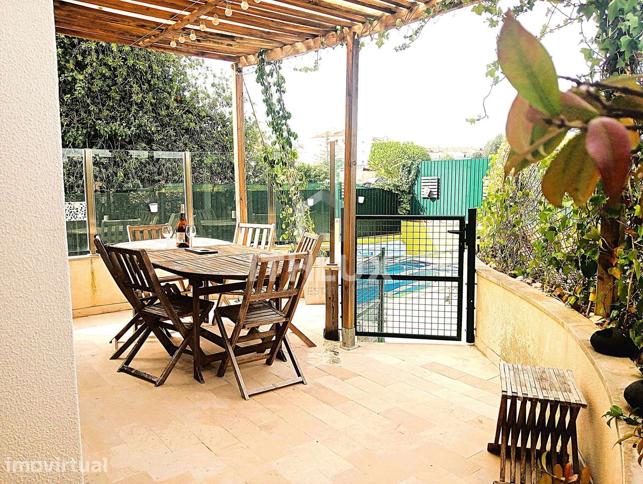 Moradia Isolada T5 + T1 Independente em Alcochete | Com Piscina e Gara - Grande imagem: 5/53