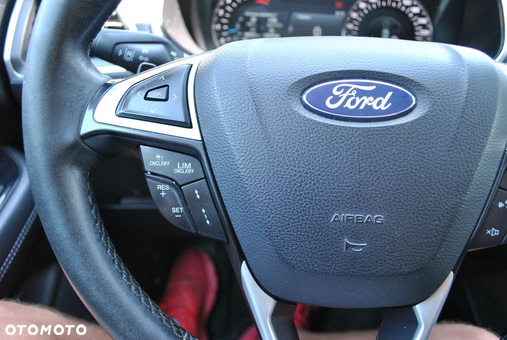 Ford S-Max 2.0 TDCi Titanium PowerShift - 28