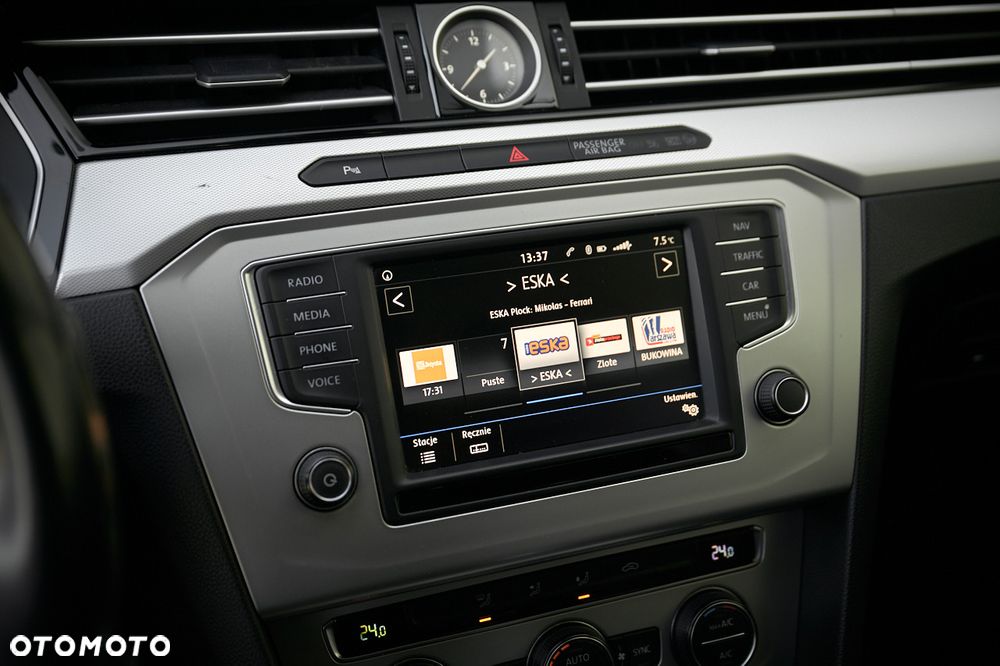 Volkswagen Passat 2.0 TDI BMT Comfortline DSG - 32