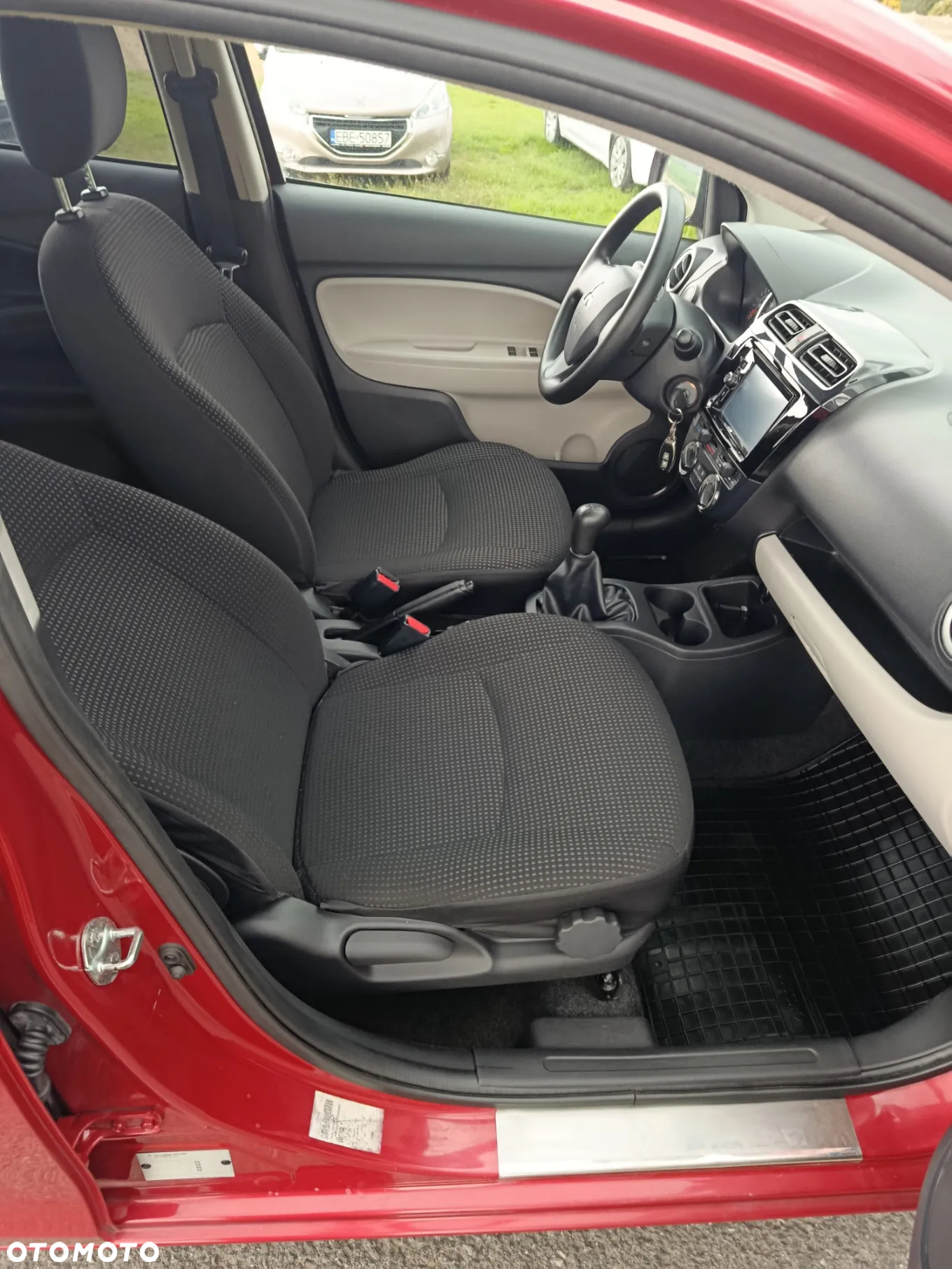 Mitsubishi Space Star 1.2 Intense - 10