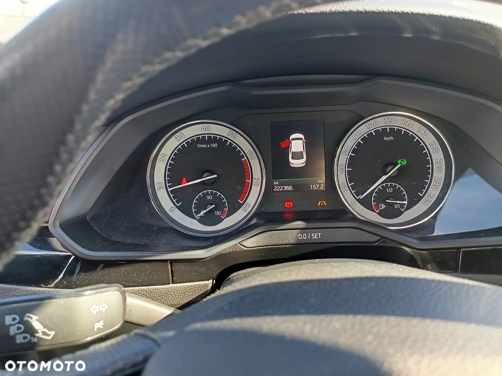 Skoda Superb 2.0 TSI L&K DSG - 18