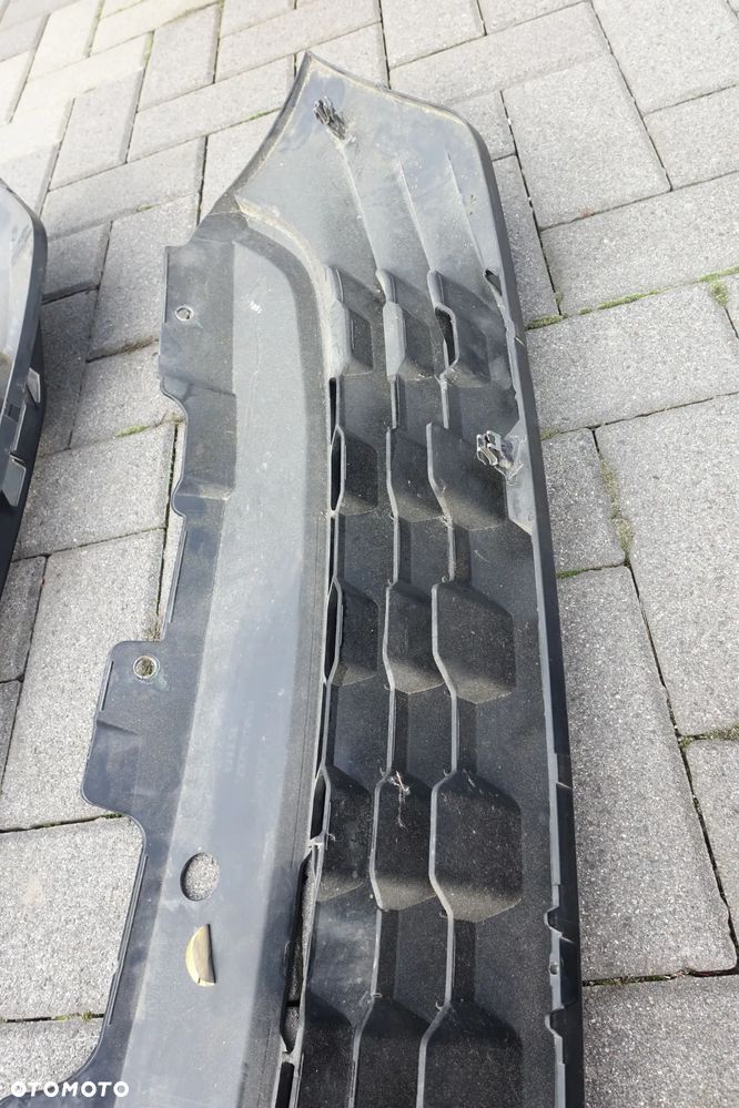 ATRAPA GRILL IVECO DAILY IV 14-19r. - 11