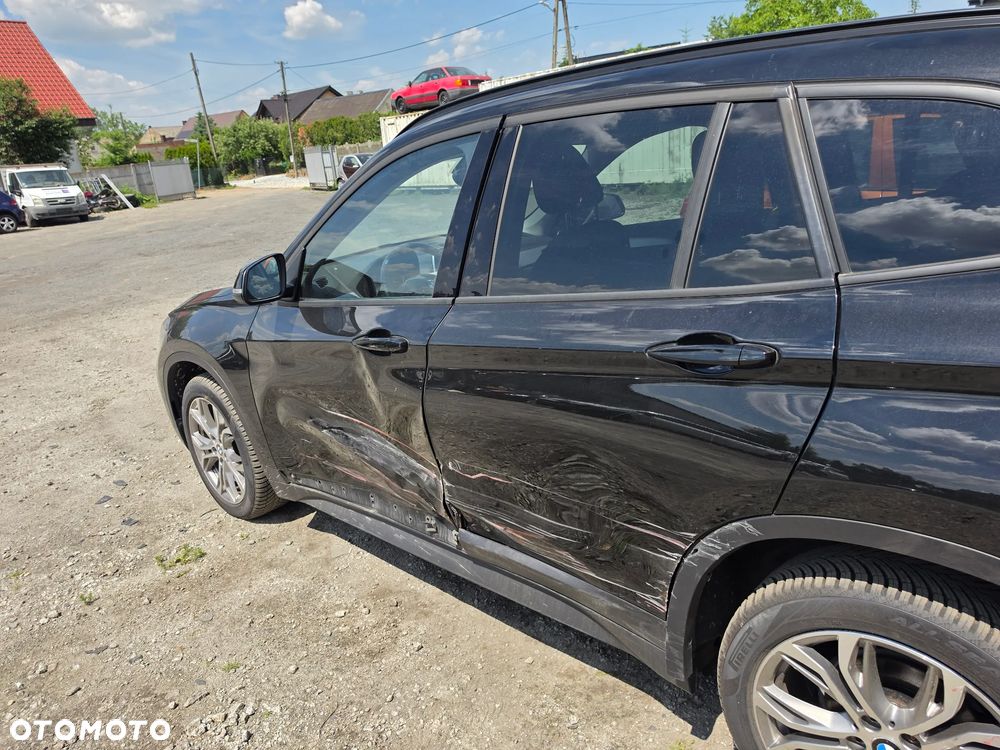 BMW X1 sDrive18i - 9