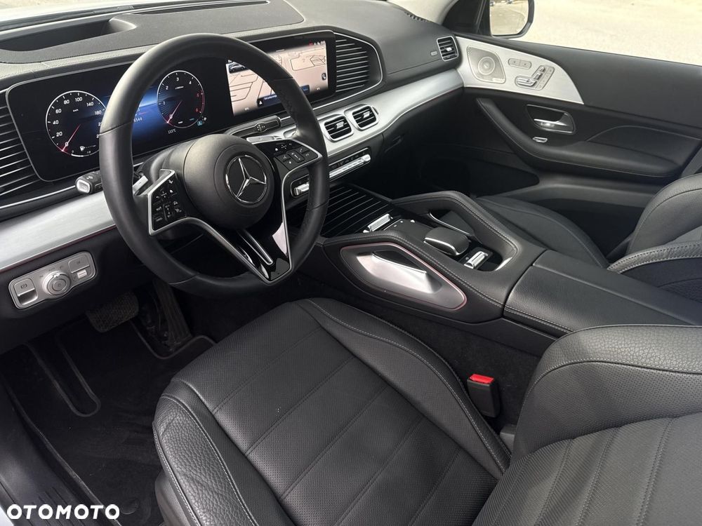 Mercedes-Benz GLE - 10