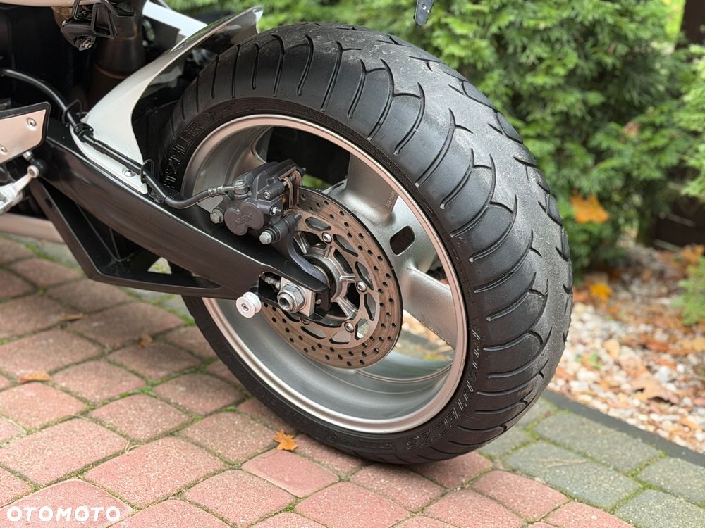 Yamaha MT - 21