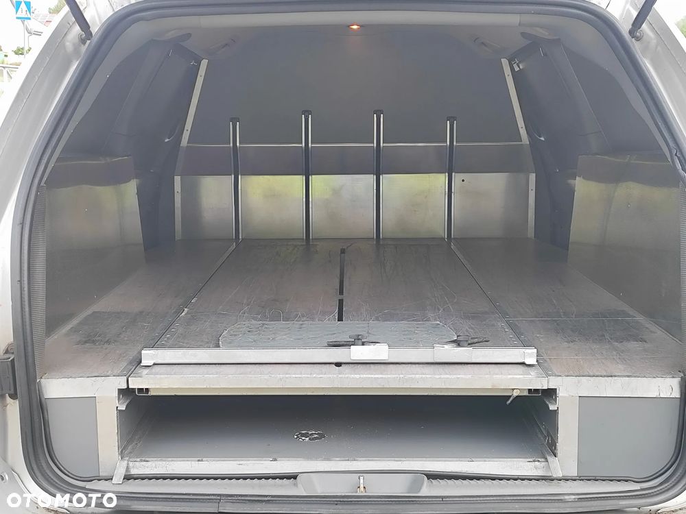 Chrysler Grand Voyager - 15