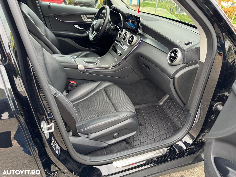 Mercedes-Benz GLC 300 de 4Matic 9G-TRONIC - 11