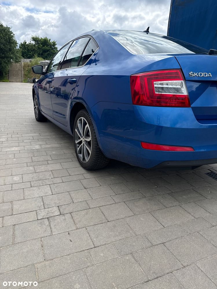 Skoda Octavia 1.6 TDI 4x4 Edition - 6