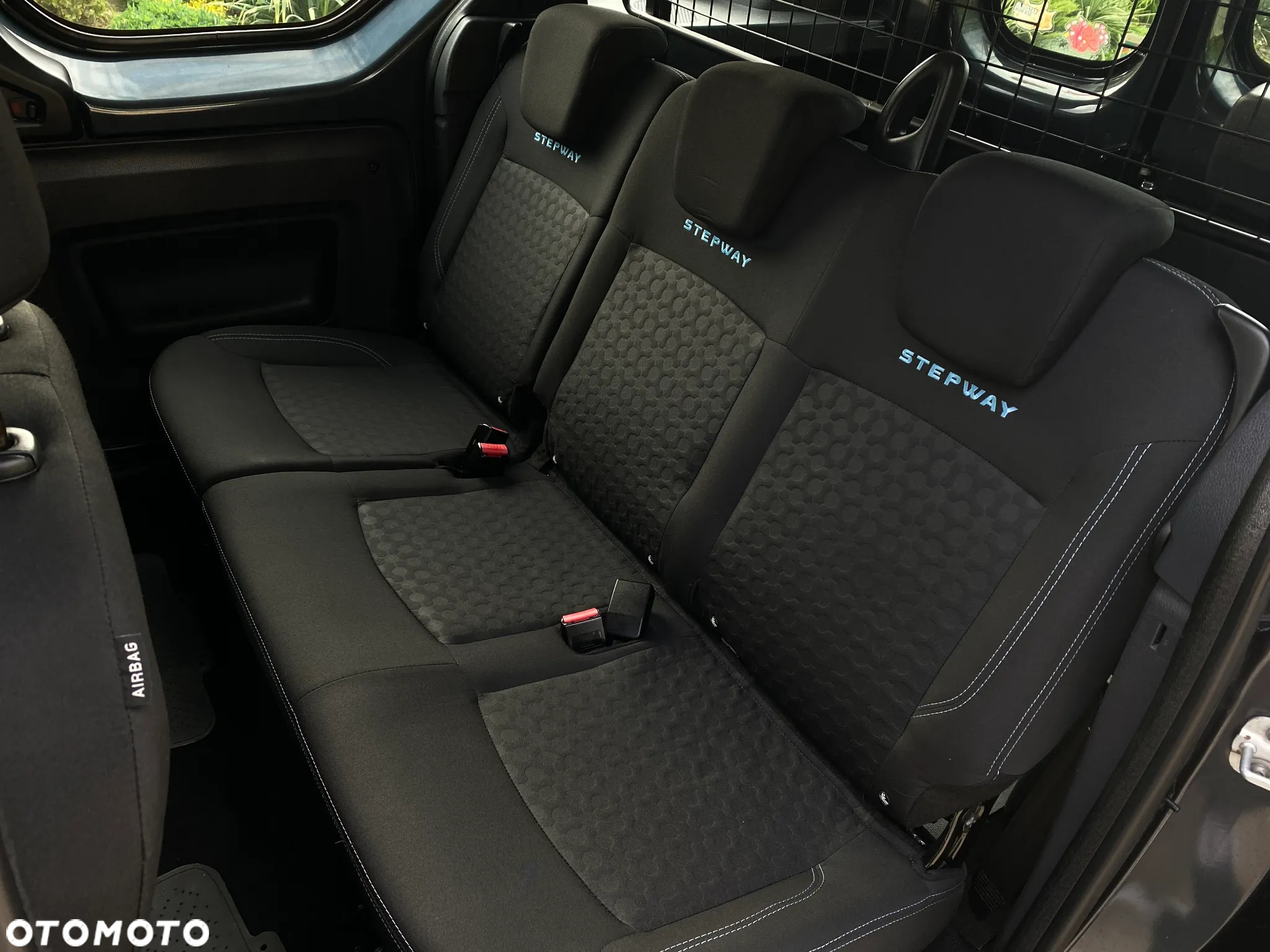 Citroën Berlingo Multispace VTi 120 SELECTION - 38