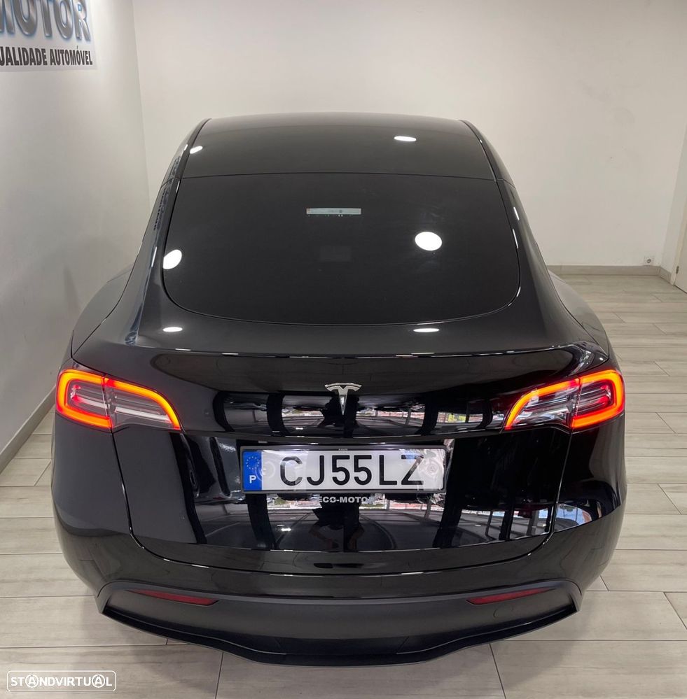 Tesla Model Y Standard - 17