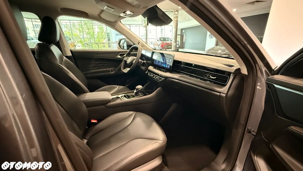 MG HS 1.5 T-GDI Exclusive DCT - 7