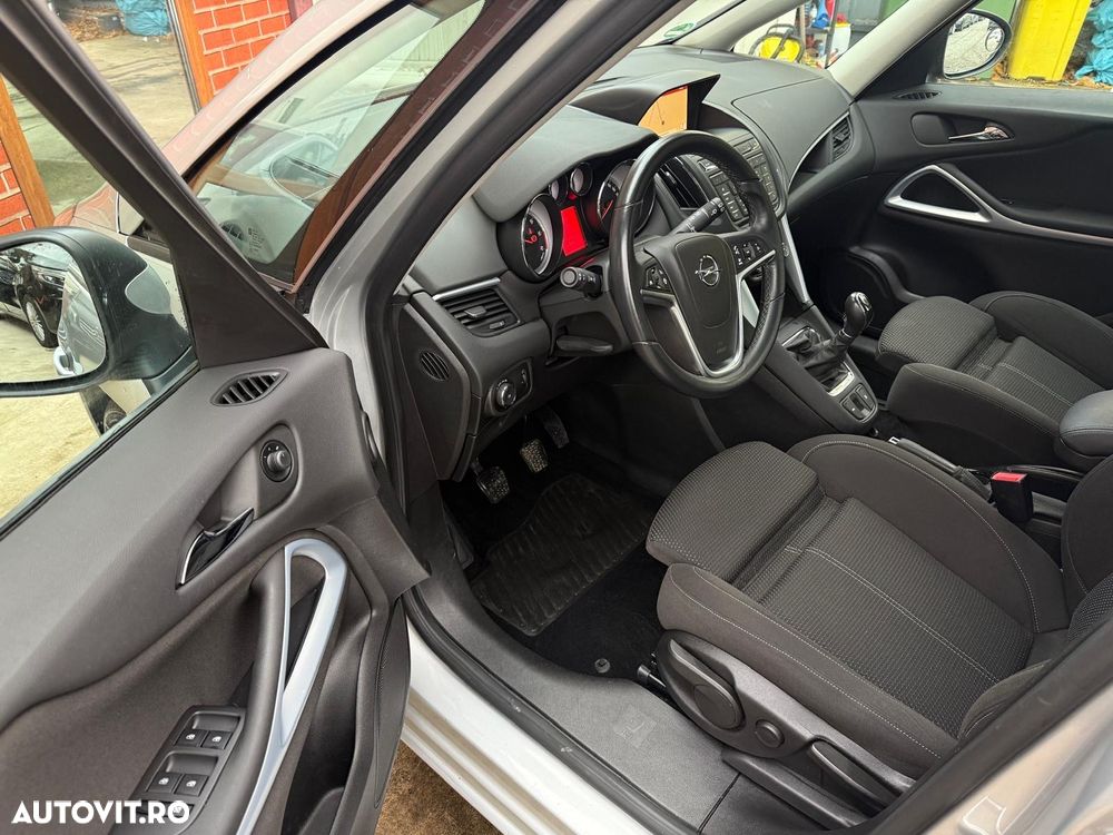Opel Zafira 1.6 D Start/Stop Active - 27