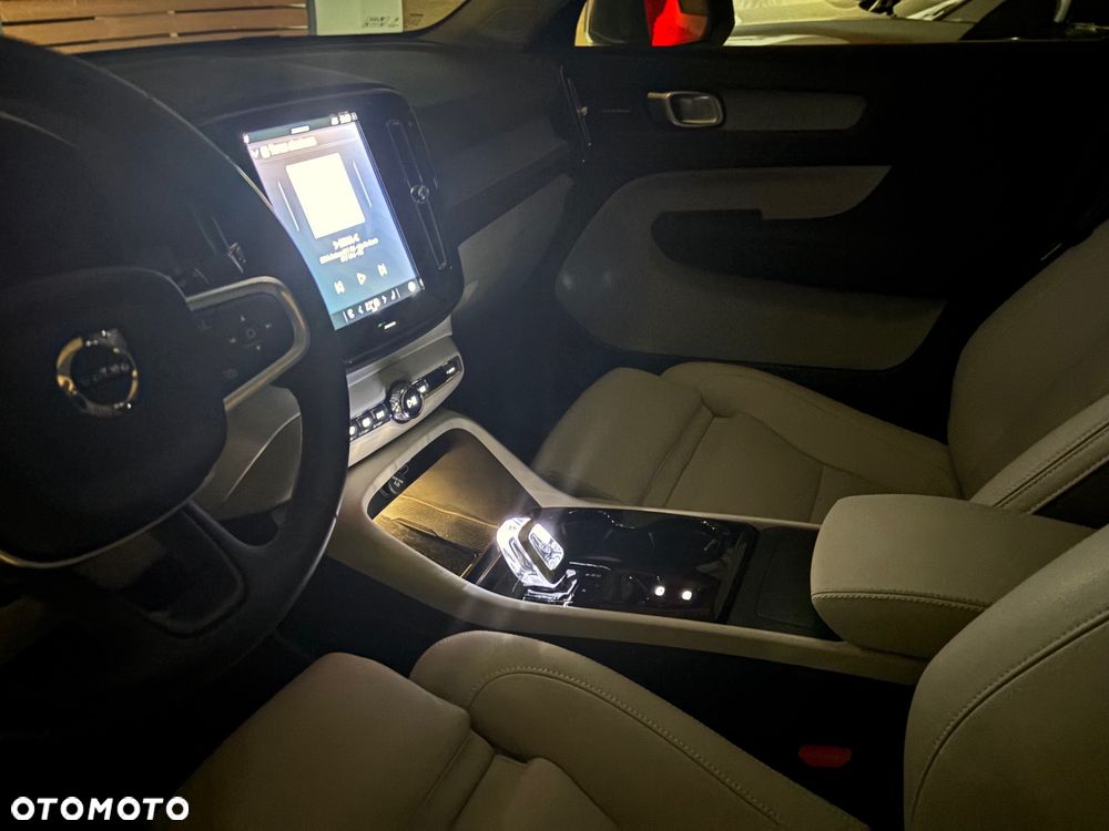 Volvo XC 40 B5 B AWD Ultimate Bright - 39