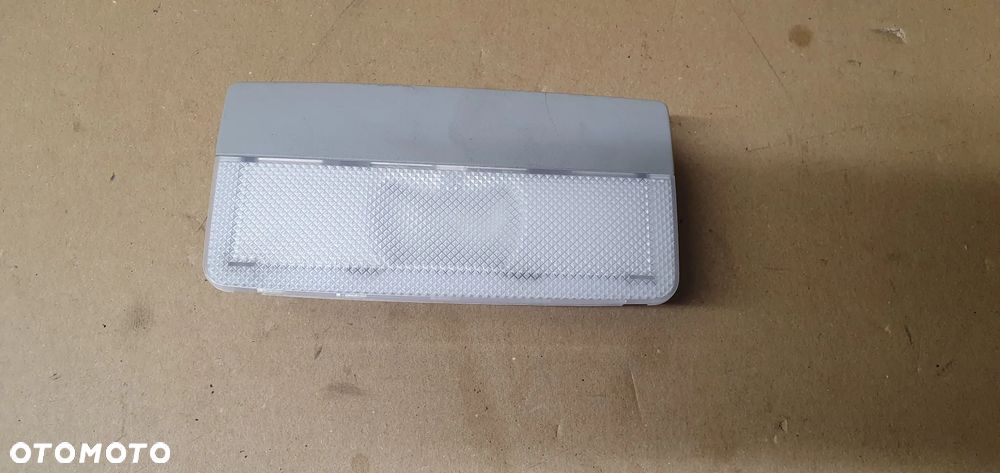 Lampka podsufitki oświetlenie kabiny Opel Zafira C 22780296 - 1