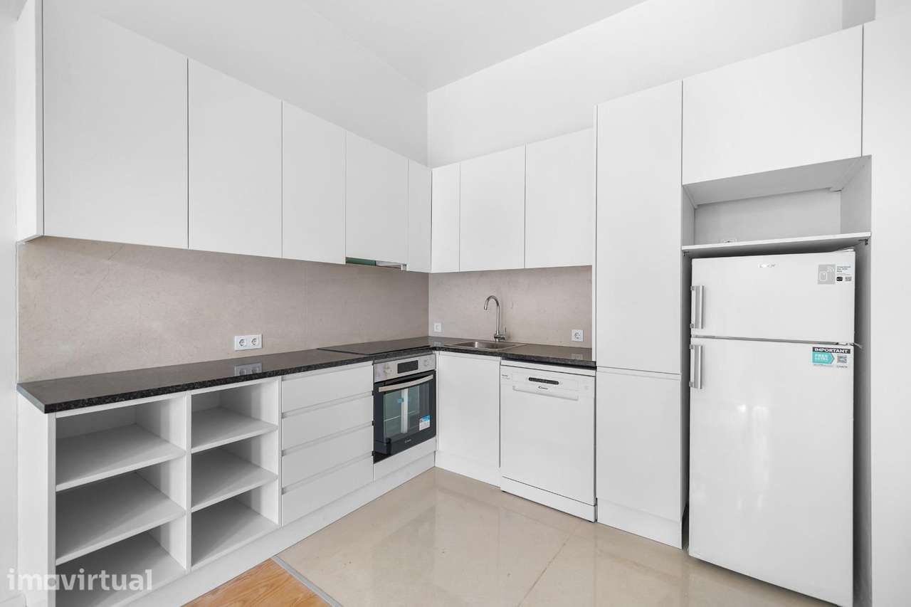 T0 Ideal para Viver ou Investir no centro do Porto - Grande imagem: 2/20