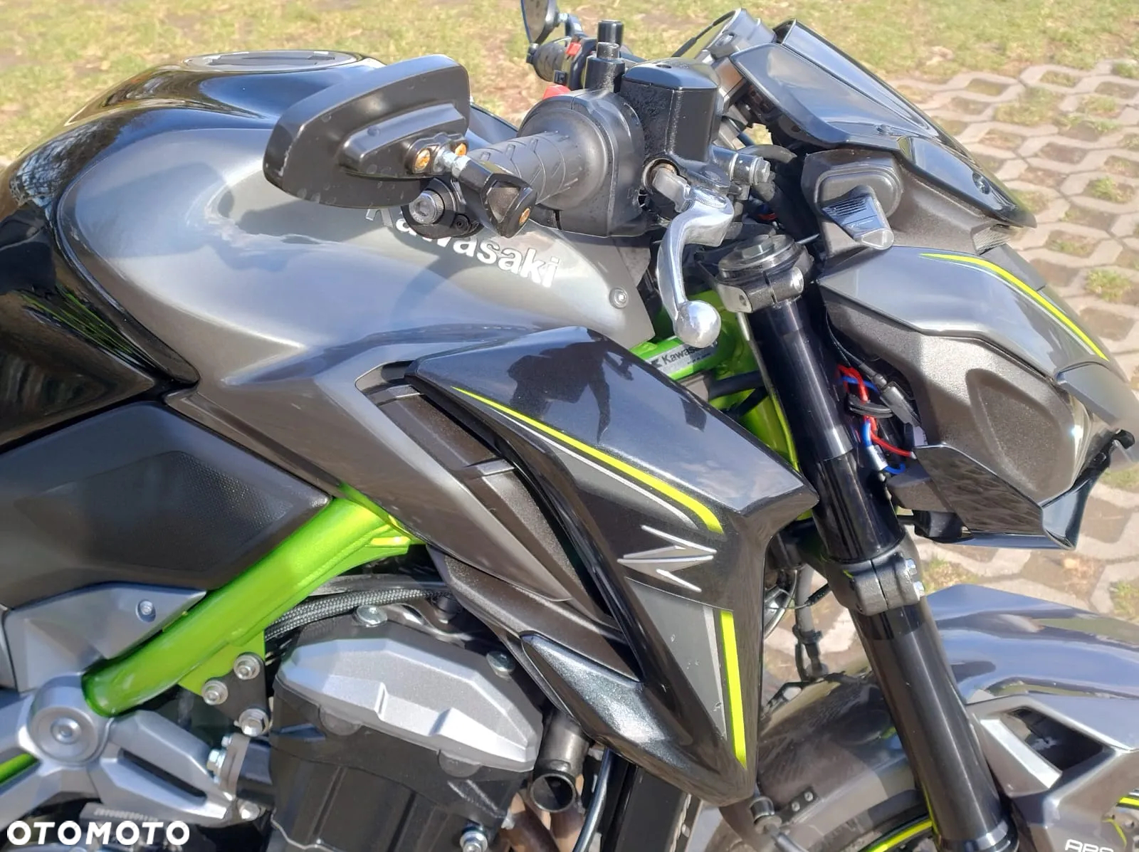 Kawasaki Z 900 - 7