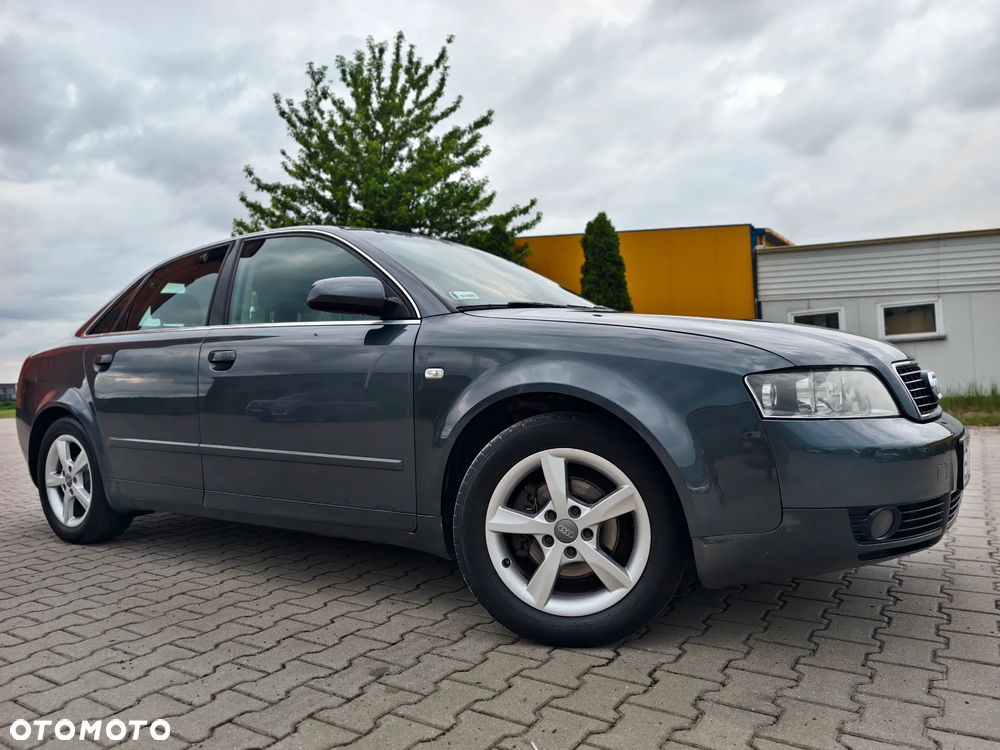 Audi A4 Limousine 2 - 34