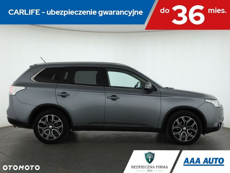 Mitsubishi Outlander - 8