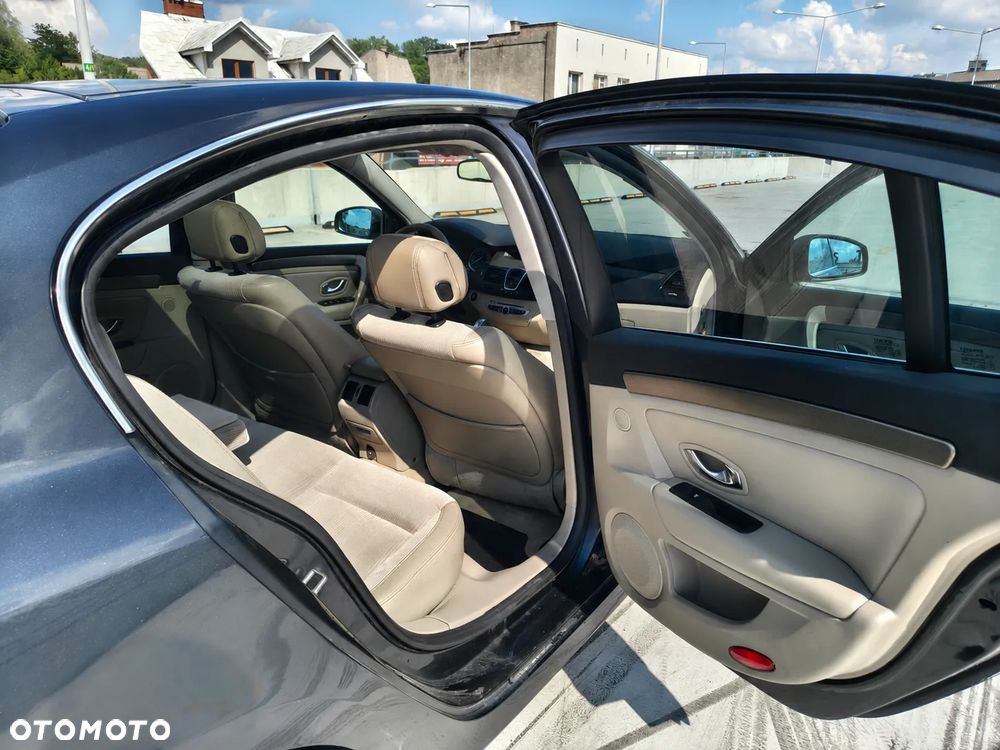 Renault Laguna 2.0 DCi Dynamique - 32