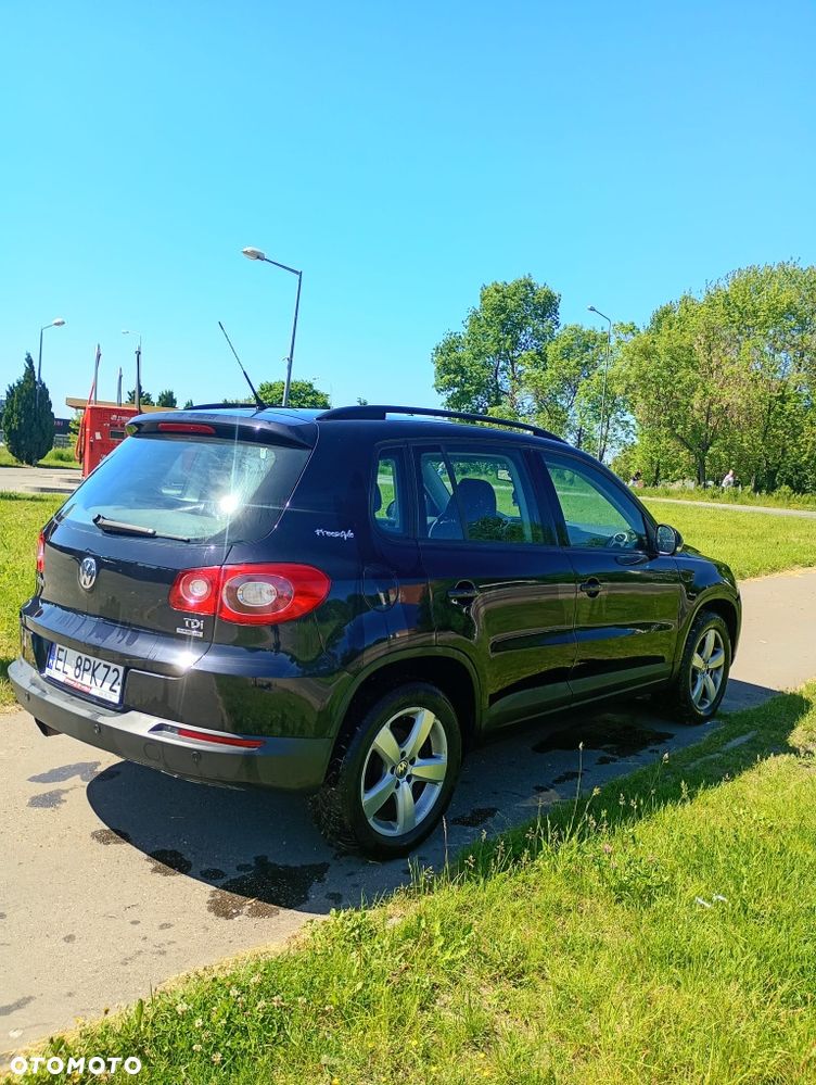 Volkswagen Tiguan - 3