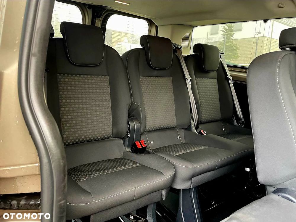 Ford Transit Custom - 11