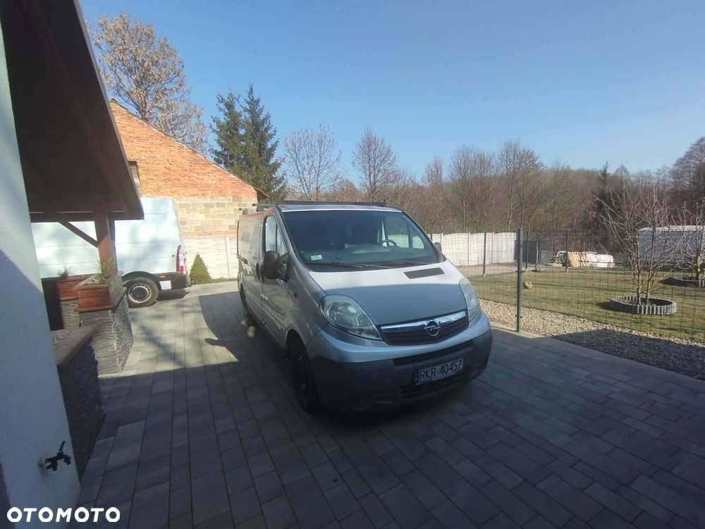Opel vivaro - 1