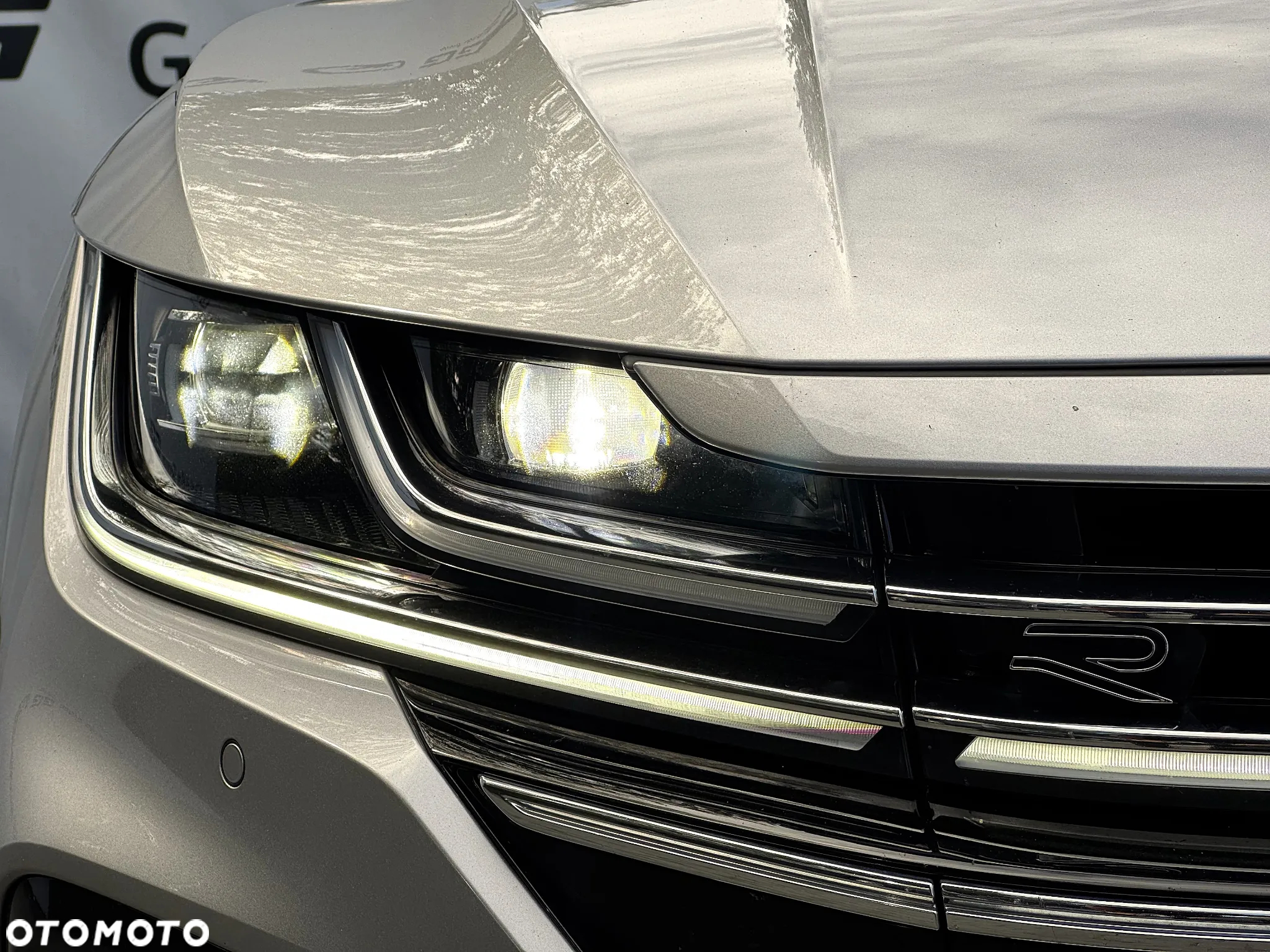Volkswagen Arteon 2.0 TSI R-Line DSG - 28