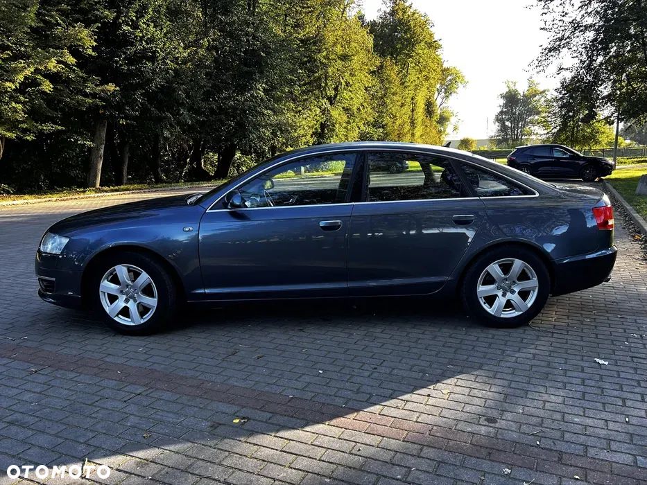 Audi A6 - 4