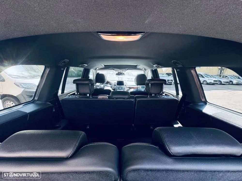 Mercedes-Benz GLS 350 d 4-Matic - 10