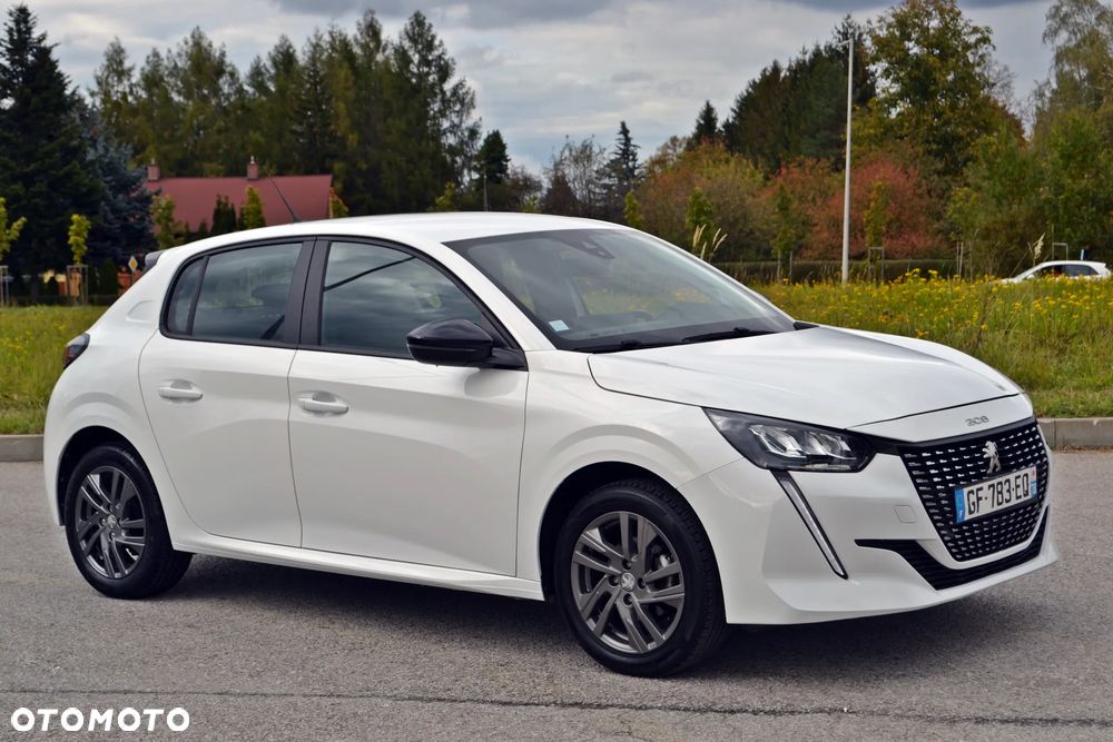 Peugeot 208 - 3