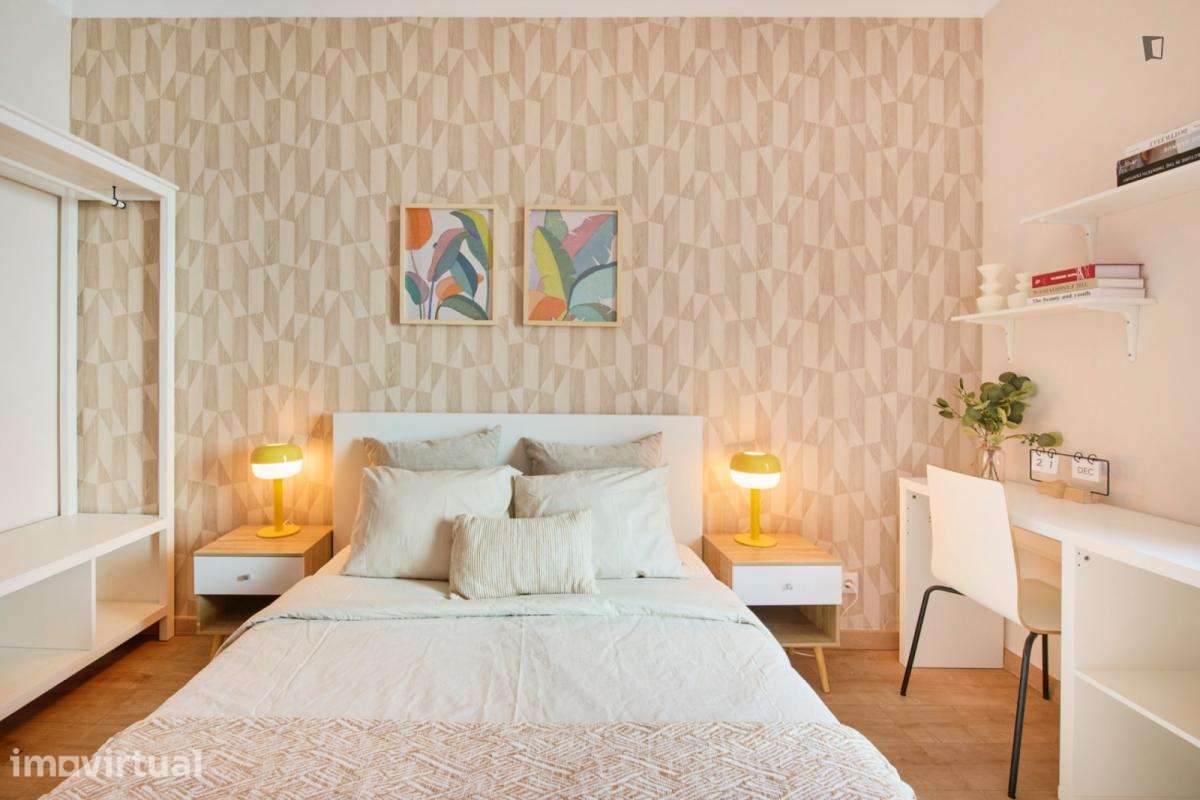 Quarto - localizado em Alameda Lisbon - Grande imagem: 4/46