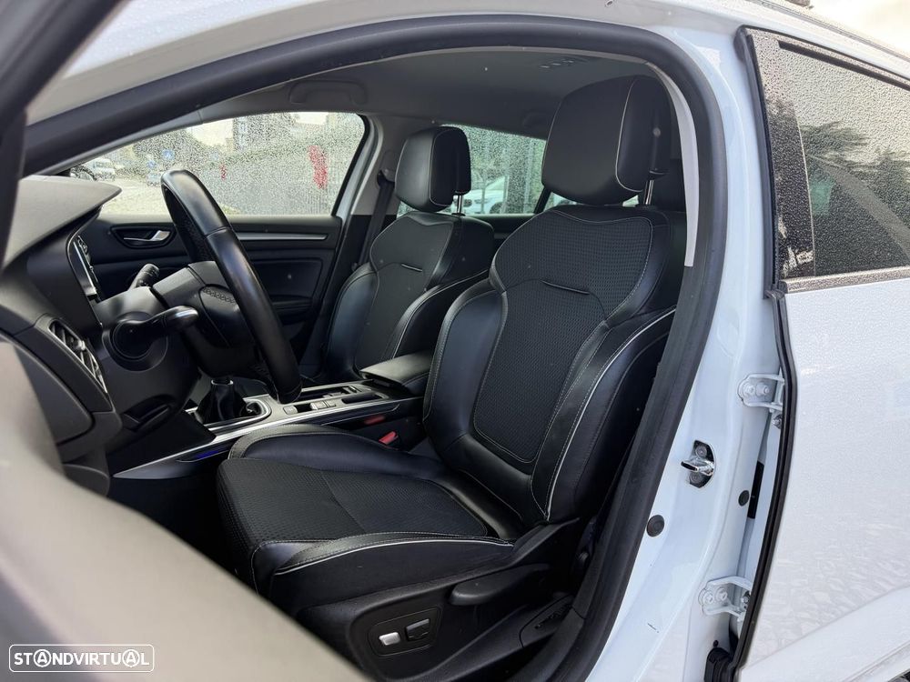 Renault Mégane Sport Tourer 1.5 dCi Bose Edition - 4