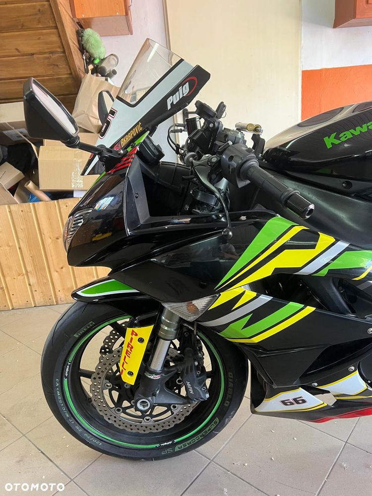 Kawasaki ZXR - 6