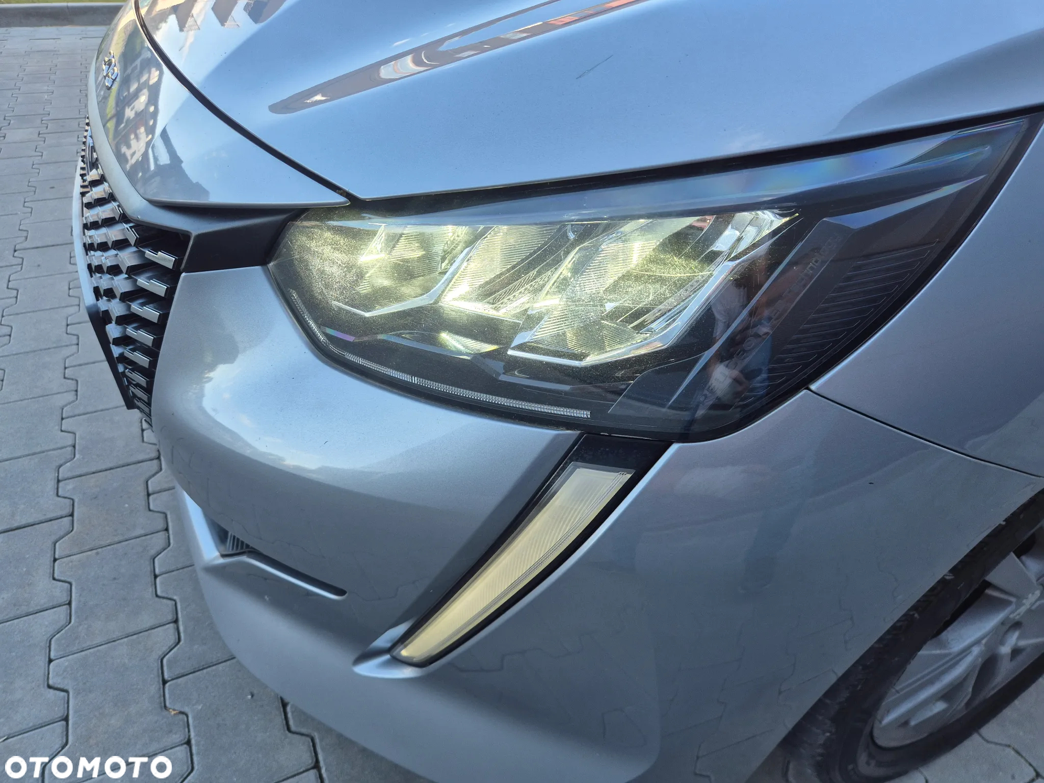 Peugeot 208 1.2 PureTech Active S&S - 28