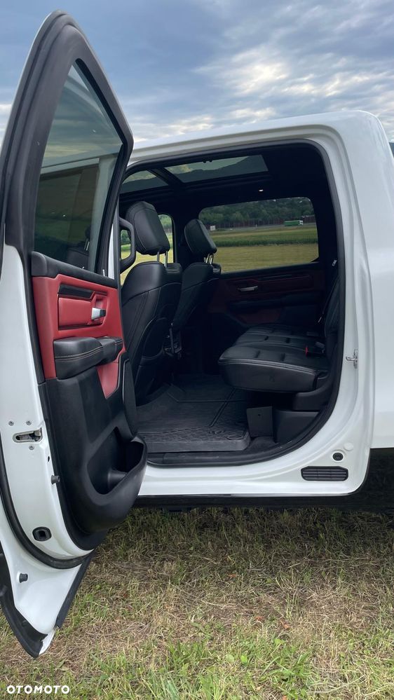 RAM 1500 5.7 Crew Cab Shortbed Rebel - 25