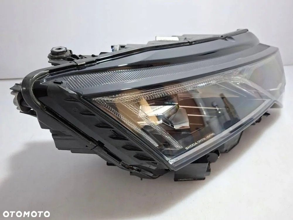 Skoda Octavia Mk4 2025 Reflektor Full Led 0301134234AA 5E4941036 Europa - 3