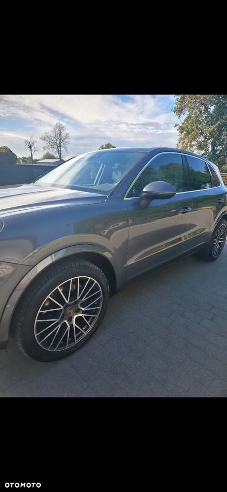 Porsche Cayenne Standard - 6