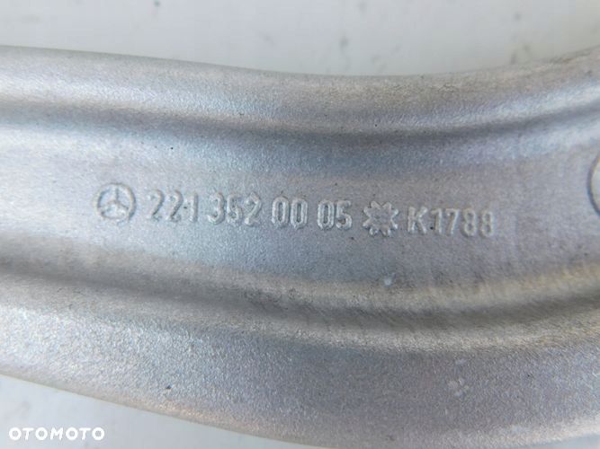 MERCEDES W221 S-KLASA wachacz prawy tylny tył - 2