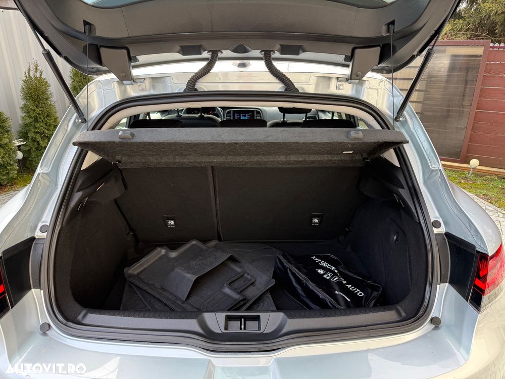 Renault Megane Blue dCi Zen - 9