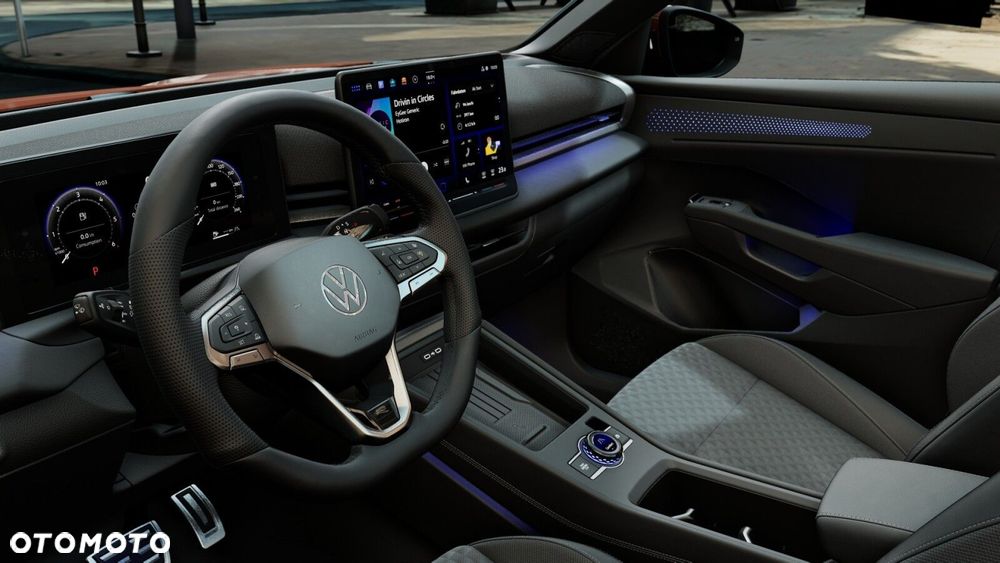 Volkswagen T-Roc - 8