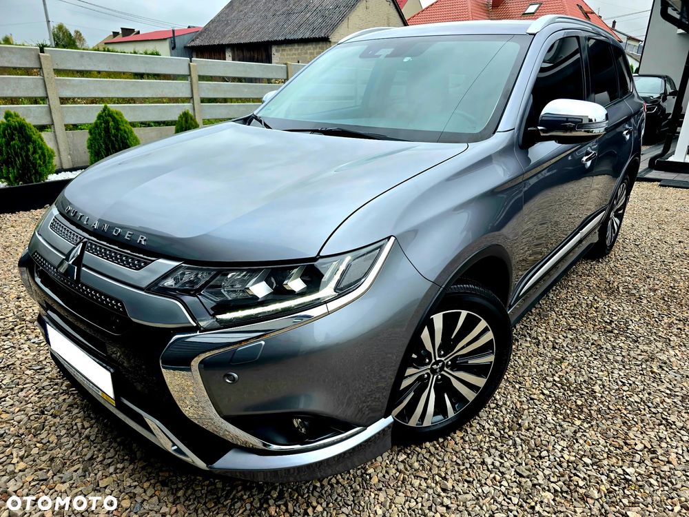 Mitsubishi Outlander 2.0 Instyle + 4WD CVT - 6
