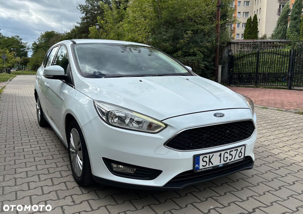 Ford Focus 1.5 TDCi SYNC Edition - 4