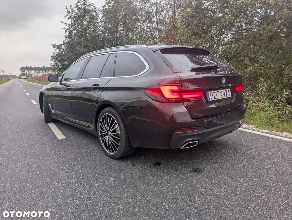BMW Seria 5 520d Touring Sport Line - 4