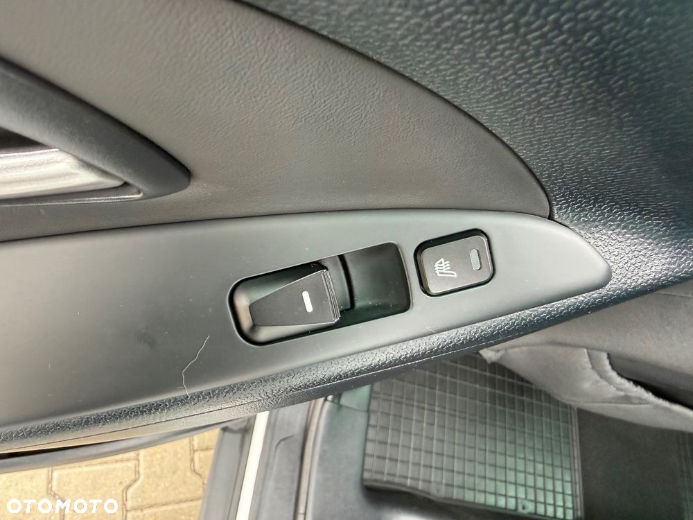 Hyundai ix35 1.6 GDI Premium 2WD - 19