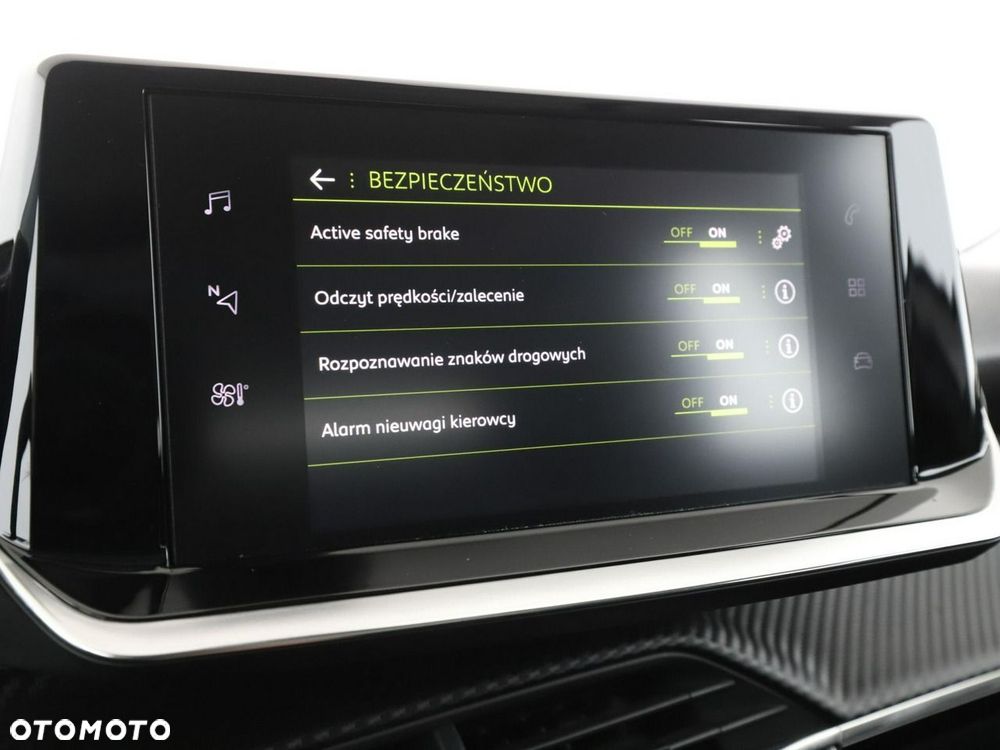Peugeot 2008 PureTech 100 Allure - 25