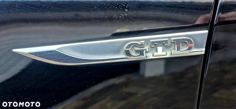 Volkswagen Golf - 14