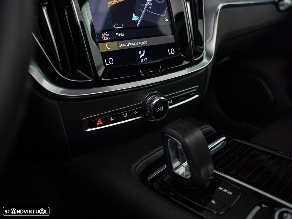 Volvo V60 2.0 T6 AWD TE Inscription Expression - 27
